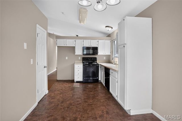 5304 Bay Wind Court, Florissant, MO 63034
