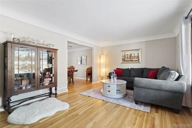 3172 Indianview Drive N, Waterford Charter Township, MI 48329