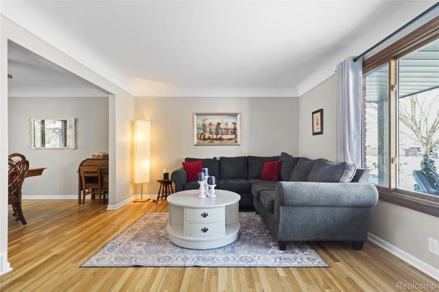 3172 Indianview Drive N, Waterford Charter Township, MI 48329