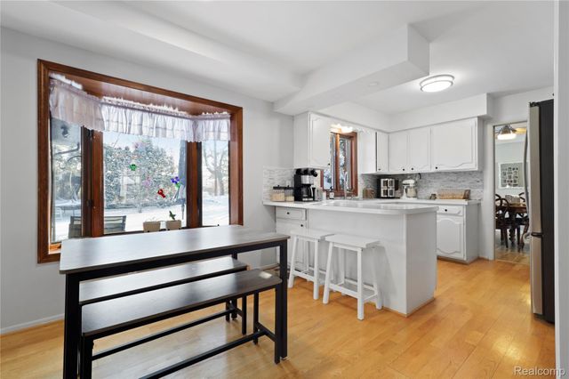 3172 Indianview Drive N, Waterford Charter Township, MI 48329