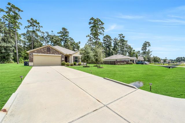 9733 Cold Creek Drive, Conroe, TX 77306
