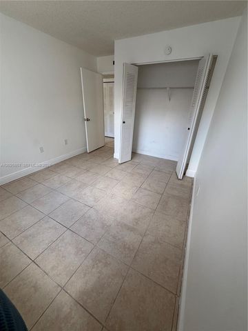 7429 SW 152nd Ave 13-205, Miami, FL 33193