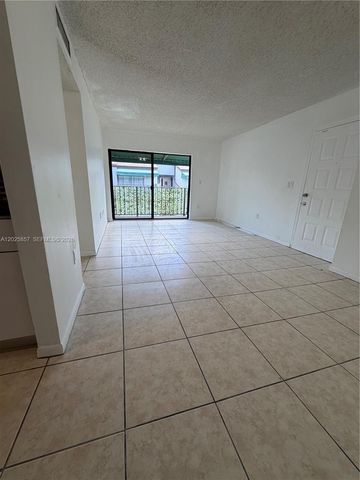 7429 SW 152nd Ave 13-205, Miami, FL 33193