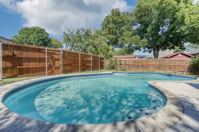 4529 Palos Verdes Drive, Mesquite, TX 75150
