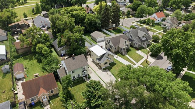 9 N Terrace N, Fargo, ND 58102