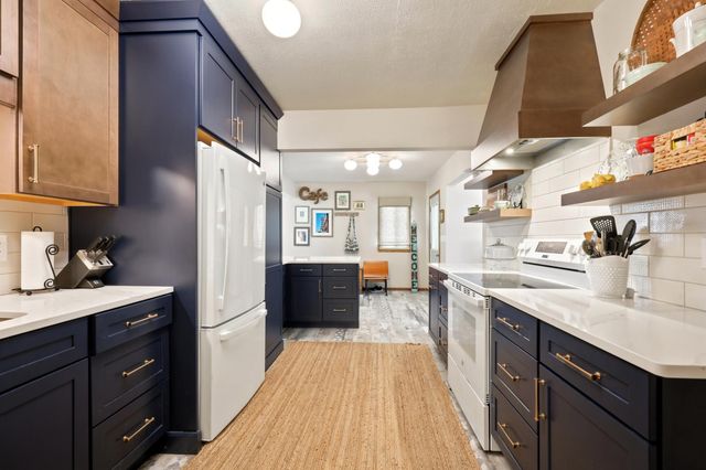 9 N Terrace N, Fargo, ND 58102