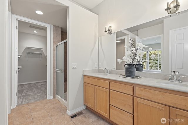 24250 NE 131st Terrace, Redmond, WA 98053