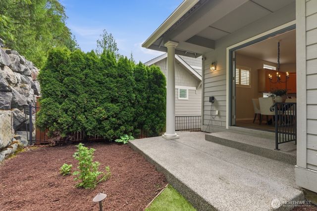 24250 NE 131st Terrace, Redmond, WA 98053