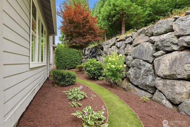 24250 NE 131st Terrace, Redmond, WA 98053
