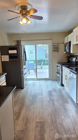 961 Linwood Place, North Brunswick, NJ 08902