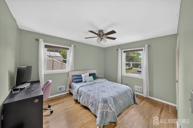 961 Linwood Place, North Brunswick, NJ 08902