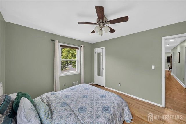 961 Linwood Place, North Brunswick, NJ 08902