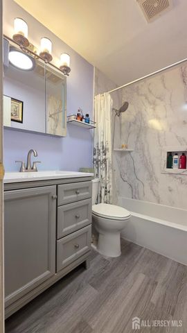 961 Linwood Place, North Brunswick, NJ 08902