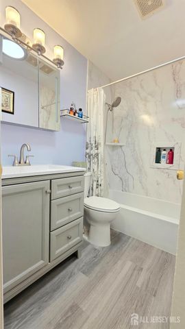 961 Linwood Place, North Brunswick, NJ 08902
