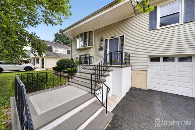 961 Linwood Place, North Brunswick, NJ 08902