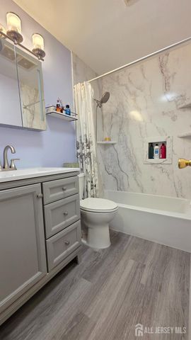 961 Linwood Place, North Brunswick, NJ 08902