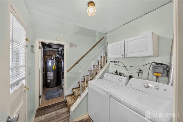 961 Linwood Place, North Brunswick, NJ 08902