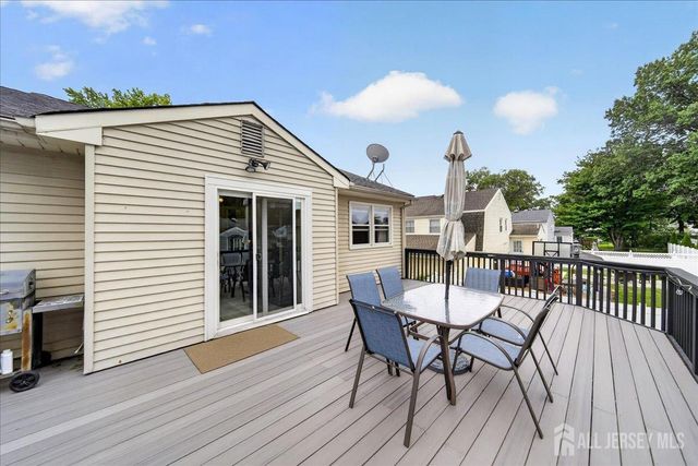 961 Linwood Place, North Brunswick, NJ 08902