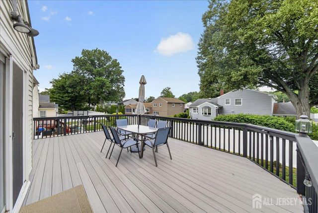 961 Linwood Place, North Brunswick, NJ 08902