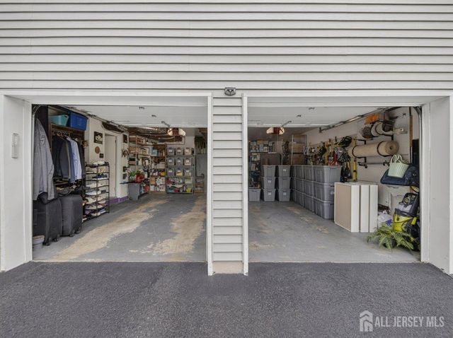 961 Linwood Place, North Brunswick, NJ 08902