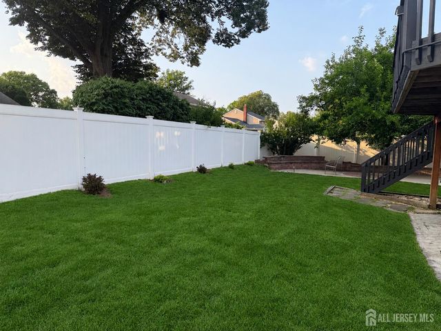 961 Linwood Place, North Brunswick, NJ 08902