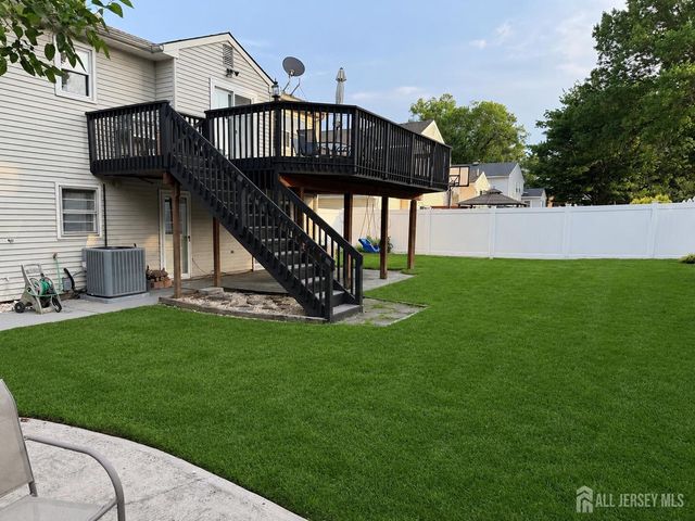 961 Linwood Place, North Brunswick, NJ 08902