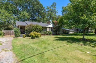 15 Plymouth Avenue, Greenville, SC 29607