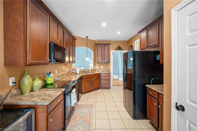 3870 Hangar Run, Sophia, NC 27350