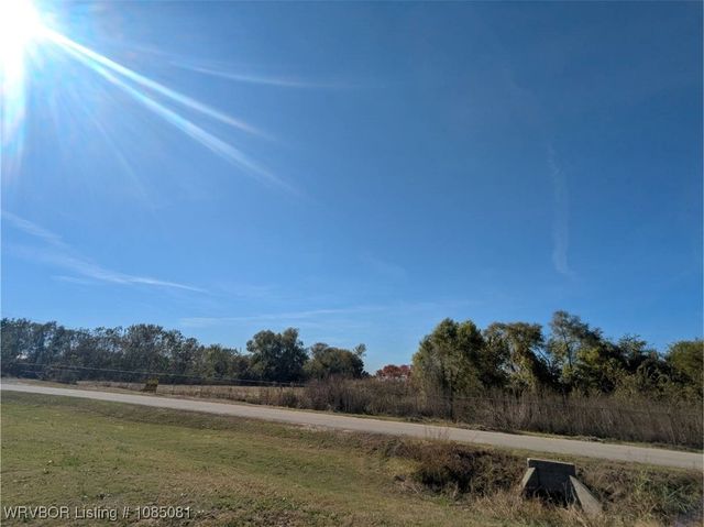 2501 N 17th Street, Fort Smith, AR 72904