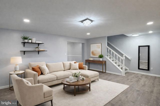352 DOHNER DR, Lancaster, PA 17602