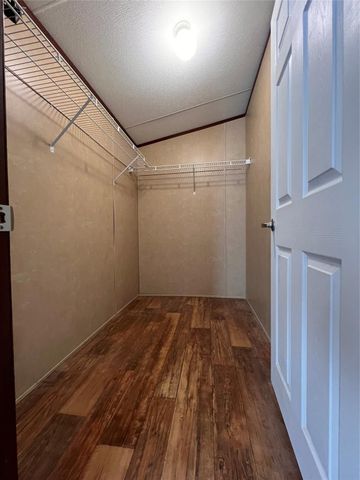 28905 Richard Kaye Lane, Pinehurst, TX 77362