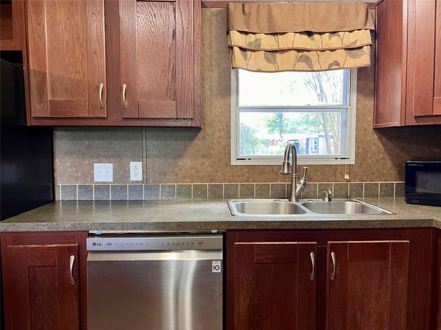 28905 Richard Kaye Lane, Pinehurst, TX 77362