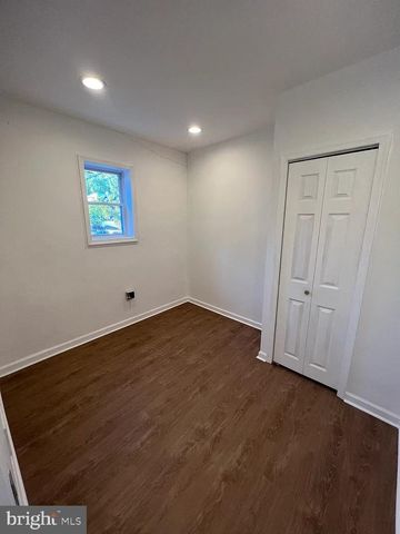 308 W QUEEN LN, Philadelphia, PA 19144