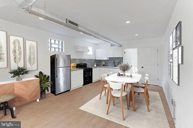 308 W QUEEN LN, Philadelphia, PA 19144