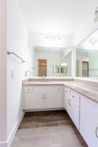 26129 McBean Parkway 43, Valencia, CA 91355