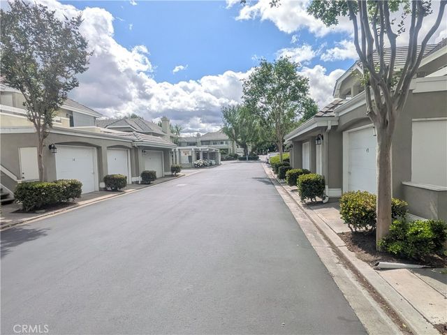 26129 McBean Parkway 43, Valencia, CA 91355