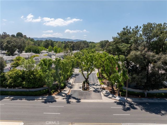 26129 McBean Parkway 43, Valencia, CA 91355