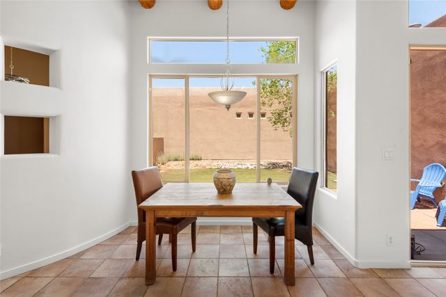 10 Bajada Place, Santa Fe, NM 87508