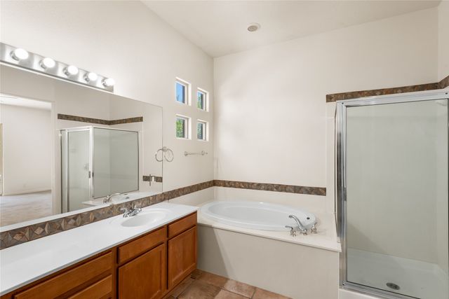 10 Bajada Place, Santa Fe, NM 87508
