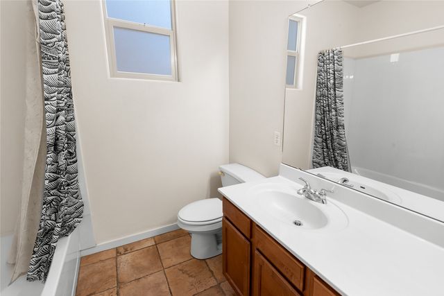 10 Bajada Place, Santa Fe, NM 87508