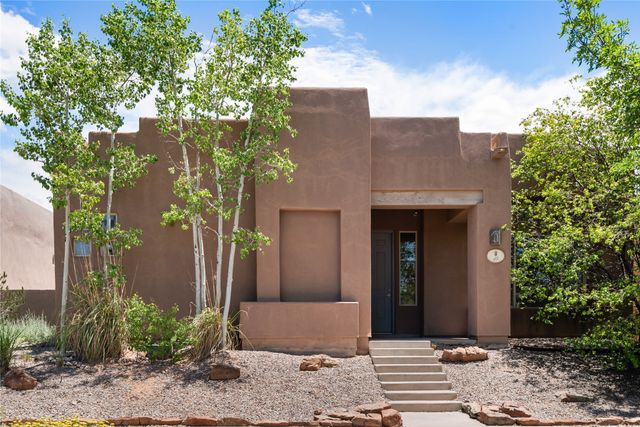 10 Bajada Place, Santa Fe, NM 87508