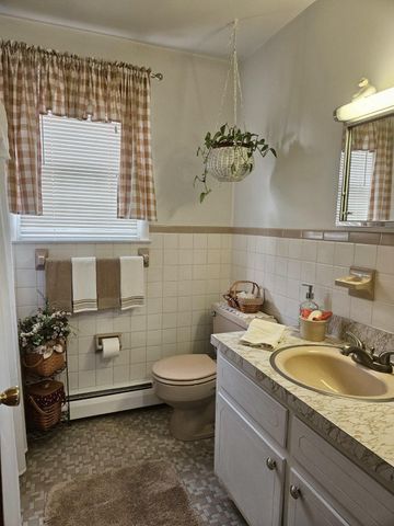 144 BRYN MAWR AVE, Lansdowne, PA 19050