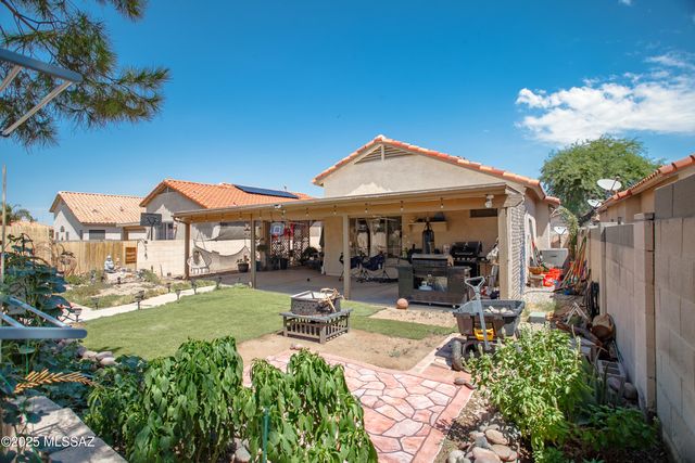 6489 W Wenden Way, Tucson, AZ 85743