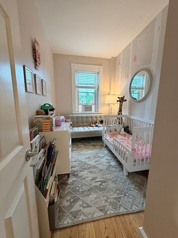 1083 Beacon St 3, Brookline, MA 02446