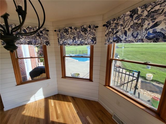 56 Lanik Rd, Bentleyville, PA 15314