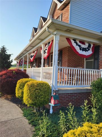 56 Lanik Rd, Bentleyville, PA 15314