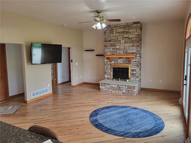 56 Lanik Rd, Bentleyville, PA 15314