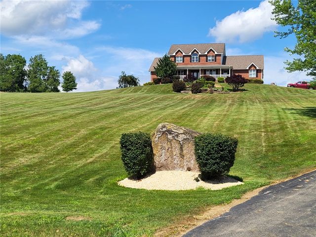 56 Lanik Rd, Bentleyville, PA 15314