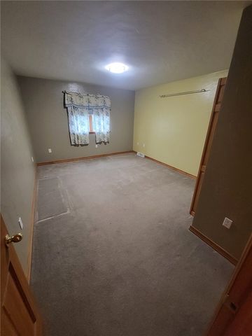 56 Lanik Rd, Bentleyville, PA 15314