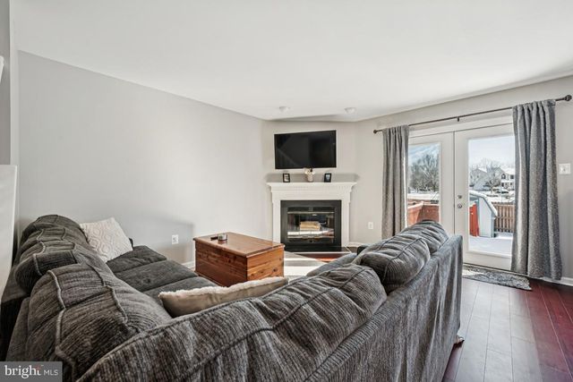 3 SHIRA CT, Eastampton, NJ 08060